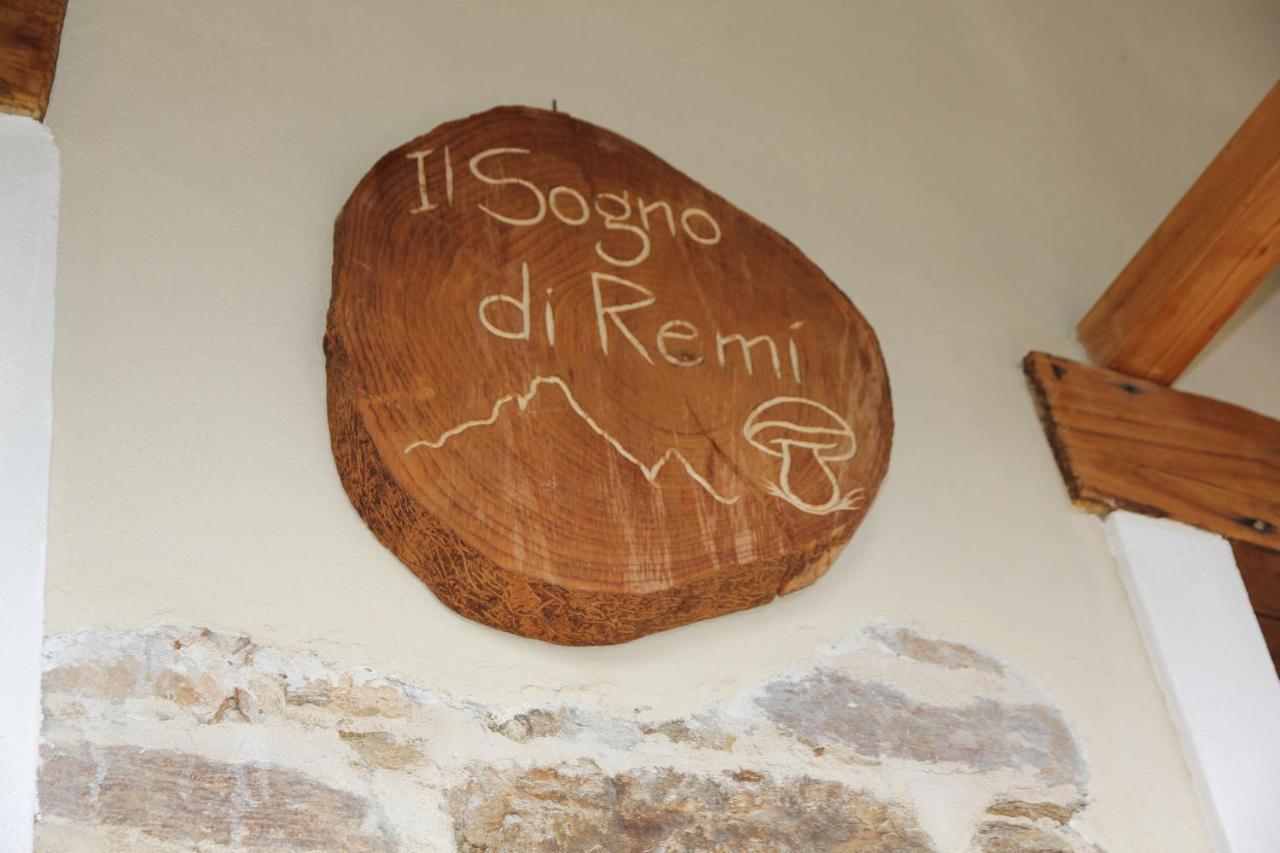 Il Sogno Di Remi Apartment Brossasco Bagian luar foto